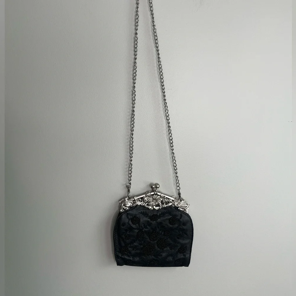 Patricia Nash Beaded Purse - Picture 4 of 5